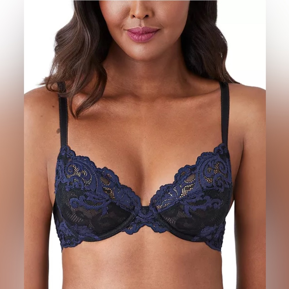 Wacoal NWOT Underwire Bra 32D Beautiful unique